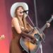 Kaitlin Butts assina com a Republic Records e prepara novo EP
