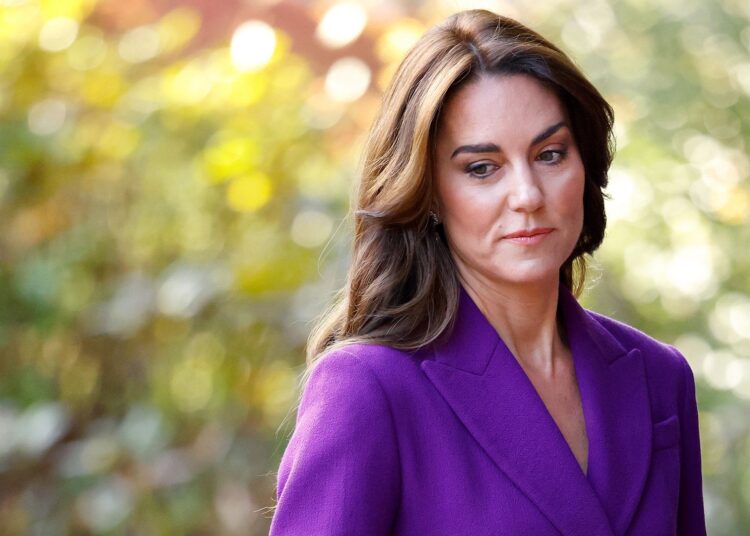 Kate Middleton chama muito tempo de tela uma “epidemia de desconexão” que prejudica os laços familiares