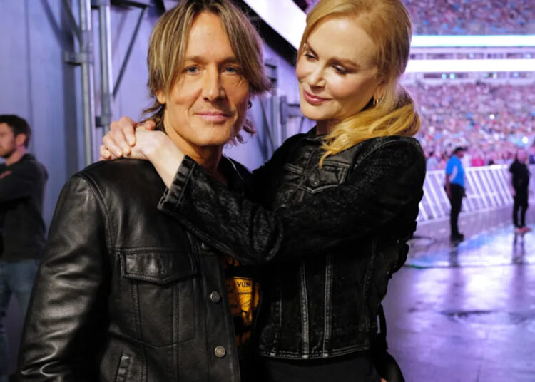 Keith Urban Cobert's Loverboy 'Turn Me Loose' semanas antes de Split com Nicole Kidman ser anunciado