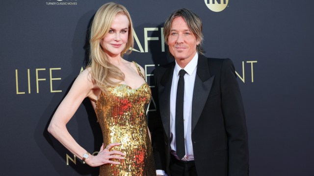 Keith Urban e Nicole Kidman não trocam mais mensagens de texto em meio ao divórcio, dizem fontes