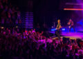 Keith Urban encerra turnê em Nashville e diz a Greenville 'vamos descobrir como compensar você'