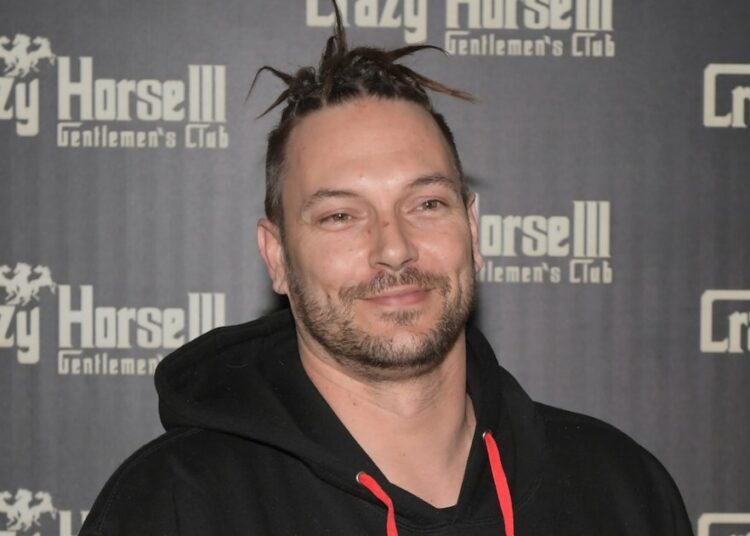 Kevin Federline afirma que recusou show de hospedagem do DWTS em novo livro