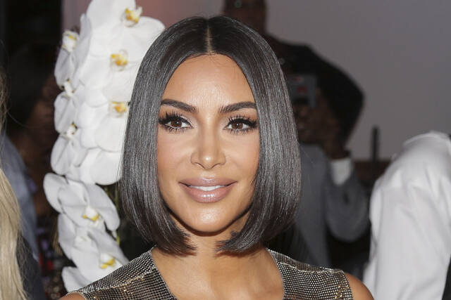Kim Kardashian revela aneurisma cerebral