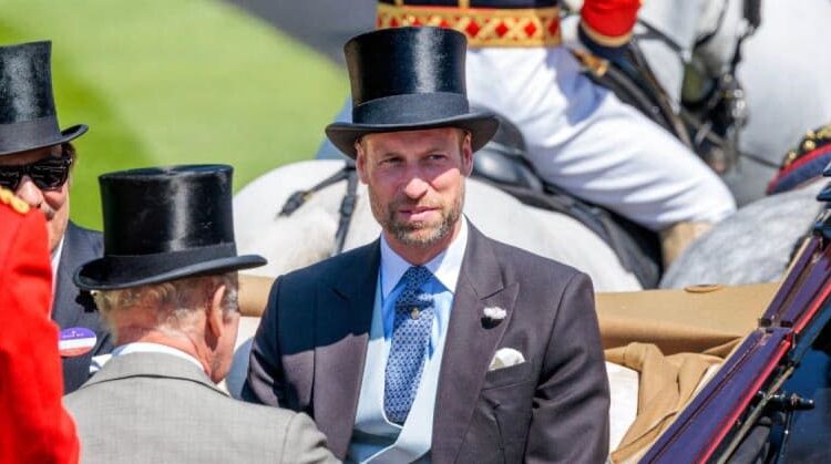 Kooky Royal Traditions Príncipe William será eliminado quando se tornar rei - de 'trajes excêntricos' a enormes portfólios de propriedades, formalidade ... e trabalho de 'guardião de cisnes'