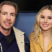 Kristen Bell criticada por postagem de aniversário 'surda' para o marido Dax Shepard