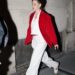 Kristen Stewart usa um visual esportivo nas ruas de Paris