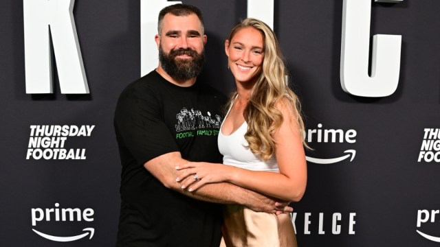 Kylie Kelce brinca sobre 'Manhood' de Jason Kelce em meio à música de Taylor Swift