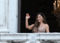 Lauren Sanchez não se cansa de olhares brancos na Itália