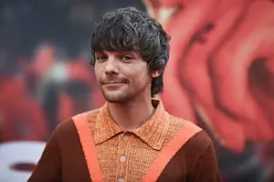 Louis Tomlinson trazendo a turnê mundial para o palco em 2026