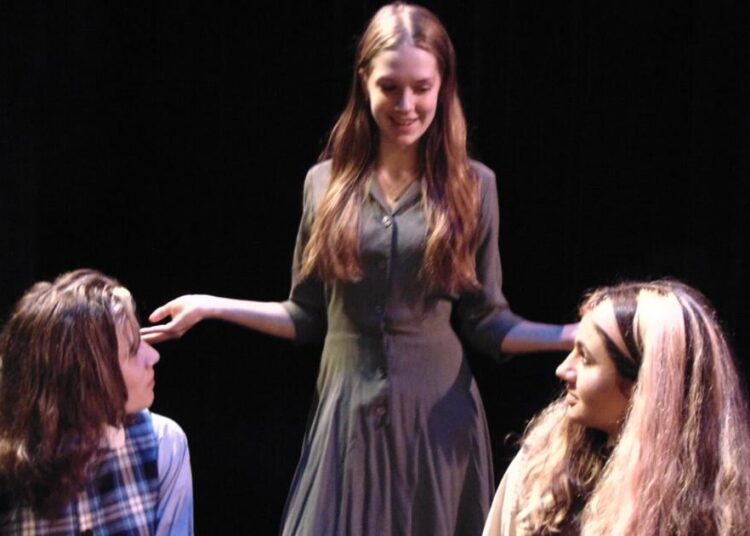 'Love's Labour's Lost' explora o significado de compromisso | Entretenimento