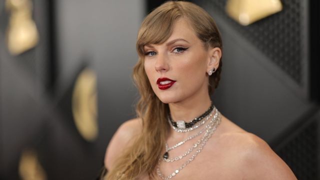 Mãe do Tennessee diz que Taylor Swift honrou seu filho com sua nova música