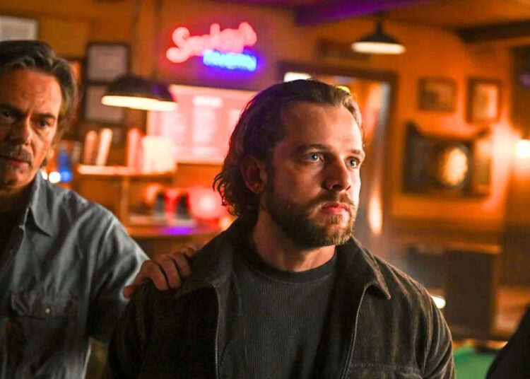 Max Thieriot, do Fire Country, provoca a jornada de 'luto' de Bode após a morte de Vince