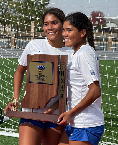 May encerra rali regional dos Royals com gol no último segundo