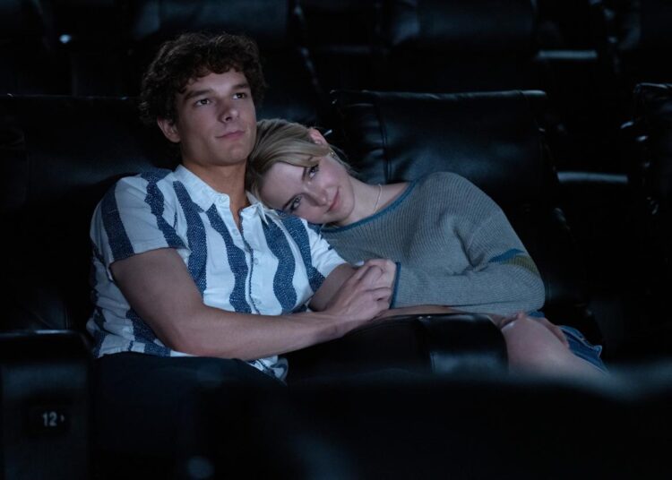 McKenna Grace e Mason Thames dizem que 'Regretting You' tinha uma 'vibração diferente' de 'It Ends With Us'