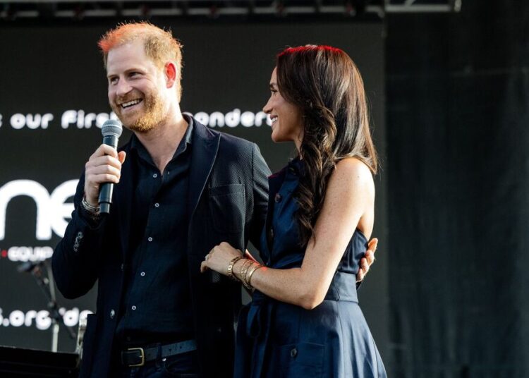 Meghan Markle e o príncipe Harry criticaram o Tribute Post - Celebrity News - entretenimento
