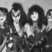Membros fundadores do KISS se reúnem no Memorial de Ace Frehley
