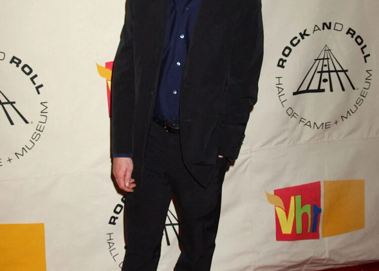 Michael J. Fox revela que Marty McFly inspirou John Mayer e Chris Martin a serem estrelas do rock