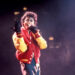 Michael Jackson sobe nas paradas mais uma vez enquanto os fãs comemoram a temporada assustadora