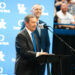 Mitch Barnhart compartilha o cronograma, visão para novas instalações de basquete e distrito de entretenimento