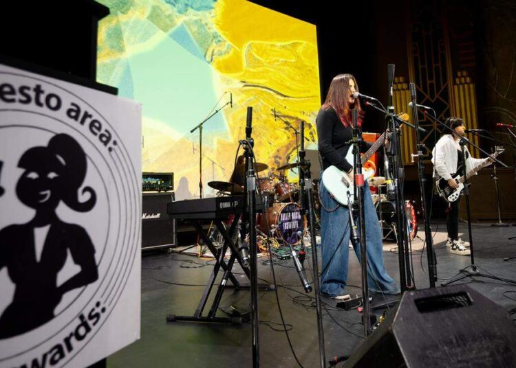 Modesto, CA, MAMA Awards homenageiam vencedores e locais musicais locais