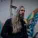 Nate Parrish expande os horizontes da música punk no novo álbum ‘Make Me A Mountain’