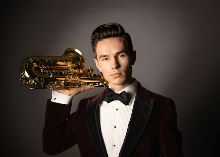 Newport Classical apresenta a estrela do saxofone Valentin Kovalev em novembro