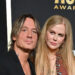 Nicole Kidman e o círculo interno de Keith Urban acham que ele está passando por uma "crise da meia -idade"