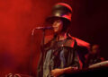 O abridor de LA Tour de Erykah Badu teve problemas de som selvagem. Ela nunca soou melhor.