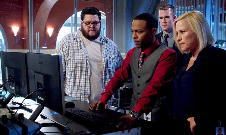O criador do 'CSI' Anthony Zuiker detalha apenas as maneiras de haver outro spinoff