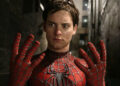 O escritor do Batman está se esforçando para trabalhar em um filme do Homem-Aranha 4 para Tobey Maguire
