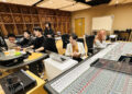 O programa Audio Arts & Sciences do YST oferece uma abordagem centrada na música para engenharia de áudio