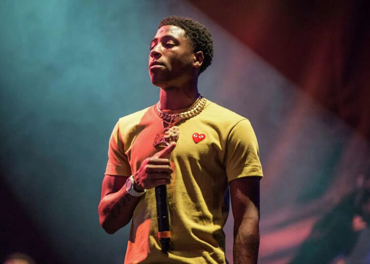 O rapper perdoado por Trump, NBA YoungBoy, fará show na quarta-feira em San Antonio