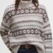 O visual quentinho de gola redonda e jeans casual de Carole Middleton foi finalizado com seu truque inteligente de dobra