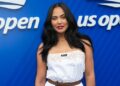 O visual vermelho ousado de Ayesha Curry comanda duas vezes