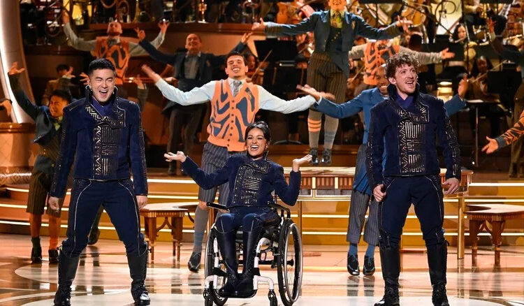 Obtenha a lista completa de músicas tocadas no concerto especial da NBC - incluindo um dueto surpresa