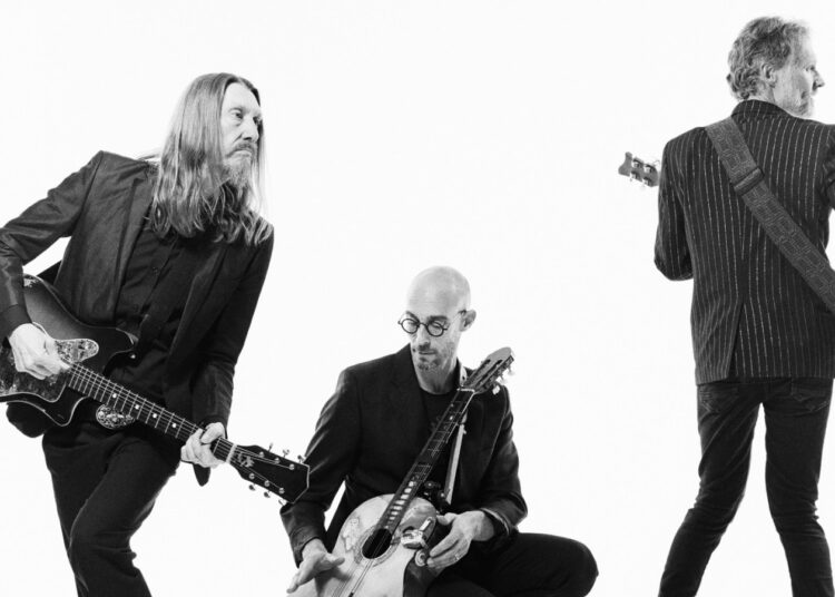 Os Wood Brothers não serão presos no álbum ‘Puff of Smoke’