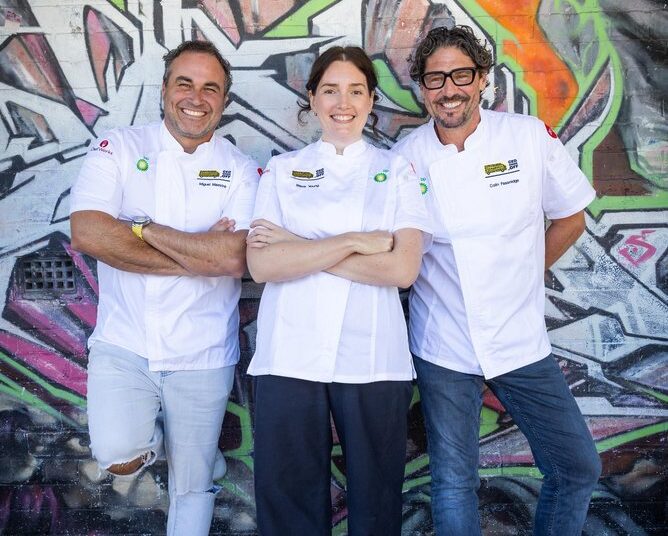Os chefs famosos Miguel Maestre e Colin Fassnidge unem forças com os CEOs de Perth para cozinhar para os sem-teto