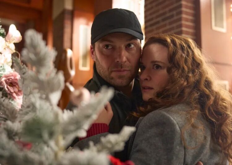 Os fãs da Hallmark têm a mesma reclamação sobre o lançamento de 'Countdown to Christmas', A Royal Montana Christmas