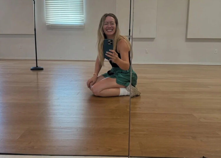 Os fãs de Hilary Duff estão pirando com ela aparentemente regravando 'What Dreams Are Made Of'