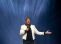 Os fãs de Lionel Richie teriam furioso após um evento enganoso da Times Square
