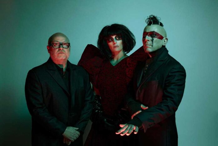 PUSCIFER anuncia novo álbum Normal Isn't, turnê norte-americana e novo videoclipe “Self Evident”