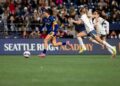 Paige Monaghan estabelece marca na carreira na derrota do Utah Royals por 2 a 1 para Seattle na final fora de casa