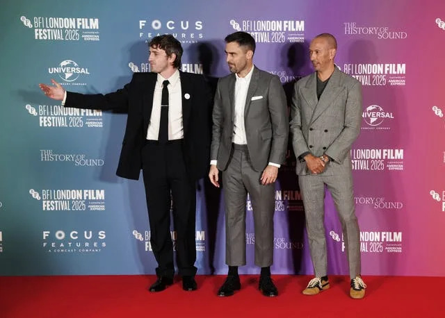 Paul Mescal diz que admiração por Josh O'Connor 'aumentou dez vezes' no novo filme
