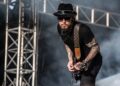 Perry Farrell se junta a Carl Cox em “Joya”, marcando a primeira música nova desde a dissolução e processos judiciais de Jane's Addiction