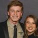 Por que a irmã Bindi de Robert Irwin pulou o baile com as estrelas esta semana