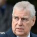 Príncipe Andrew desiste de seu título de duque de York