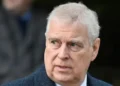 Príncipe Andrew desiste do título de duque de York