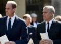 Príncipe William faz movimento 'simbólico' em direção ao exílio real do tio - fonte