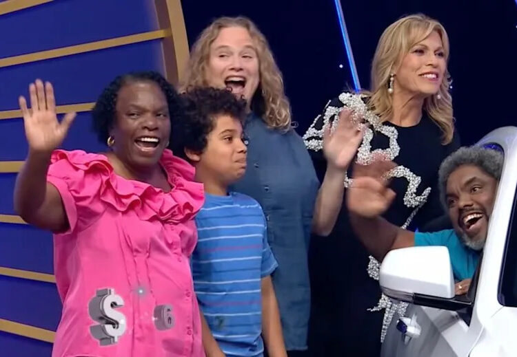 Professor de teatro não consegue parar de rir depois de ganhar um Cadillac de US$ 45 mil