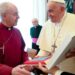 Rei Carlos recebe título de Confrateiro Real como sinal de ‘esperança’ com a Comunhão Anglicana